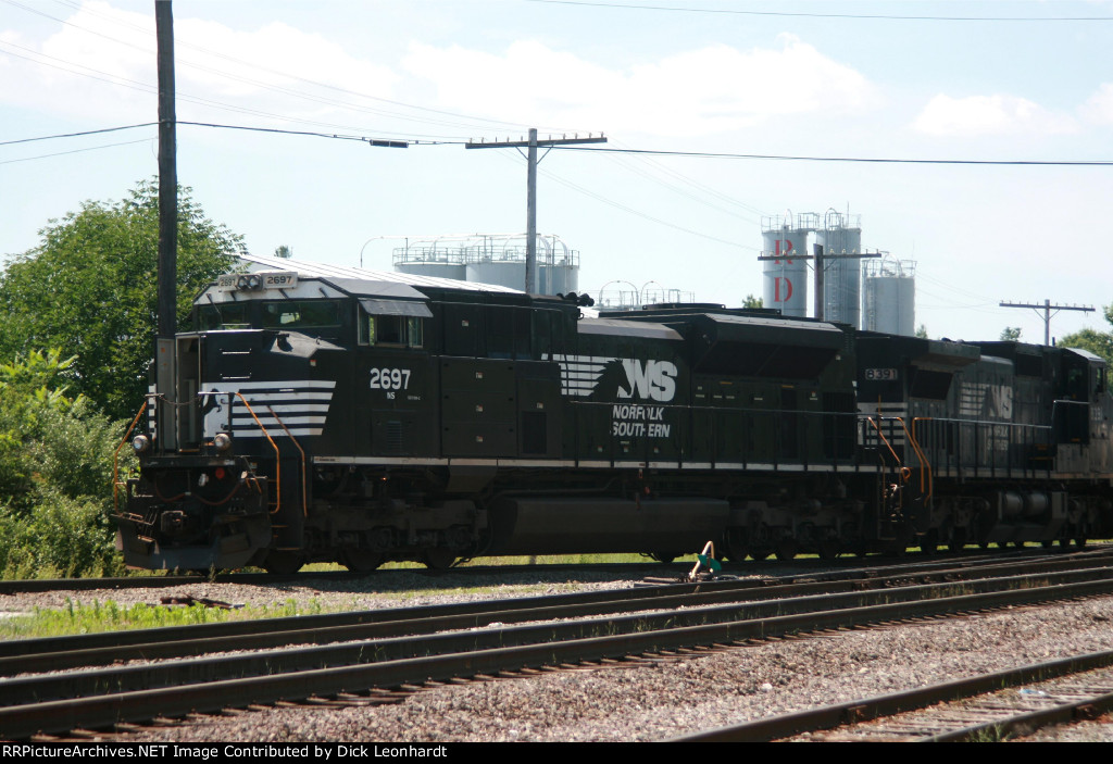 NS 2697